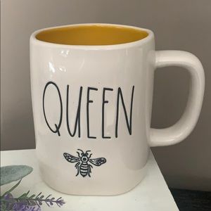 Rae Dunn Queen Bee Mug